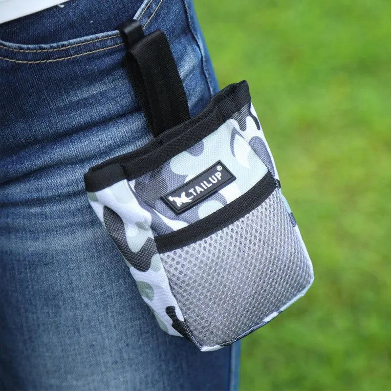 Pet Dog/Puppy Training Treat Snack Bait. Pet Feed Pocket/Pouch. Obedience Agility Pouch Food Bag Pocket. Snack Reward Waist Bag