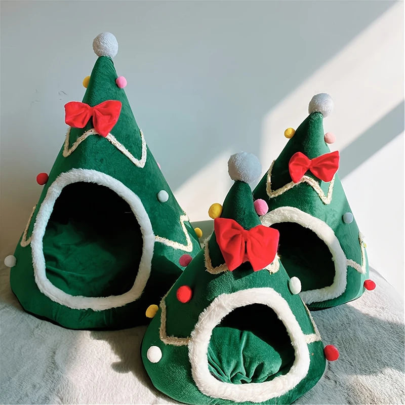 Houses for Cats. Christmas Beds. Warm Bed House.