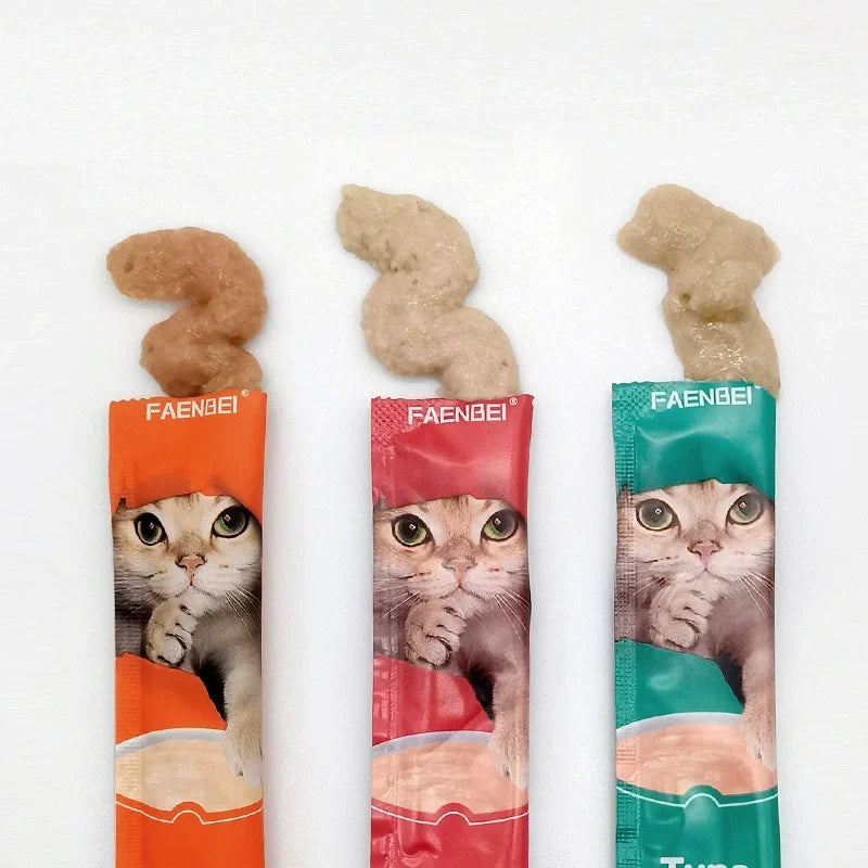 10pcs Cat snacks in the form of strips. Tuna and chicken treats. Pet snacks for cats to gain weight.