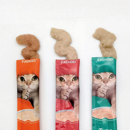 10pcs Cat snacks in the form of strips. Tuna and chicken treats. Pet snacks for cats to gain weight.
